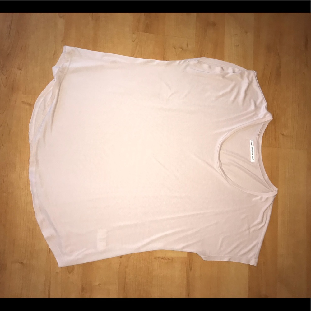 Maurices size 1 tan t-shirt - super soft